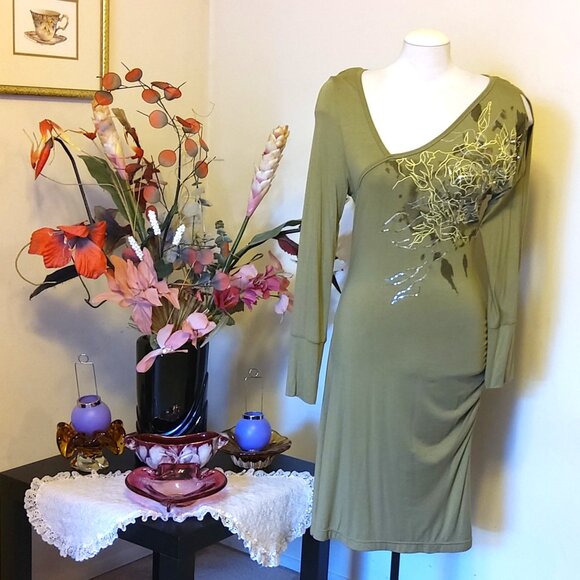 NWT I.AM.GIA Women's High Quality Long Sleeve V Neck Floral Embroidery Dress - Picture 5 of 8